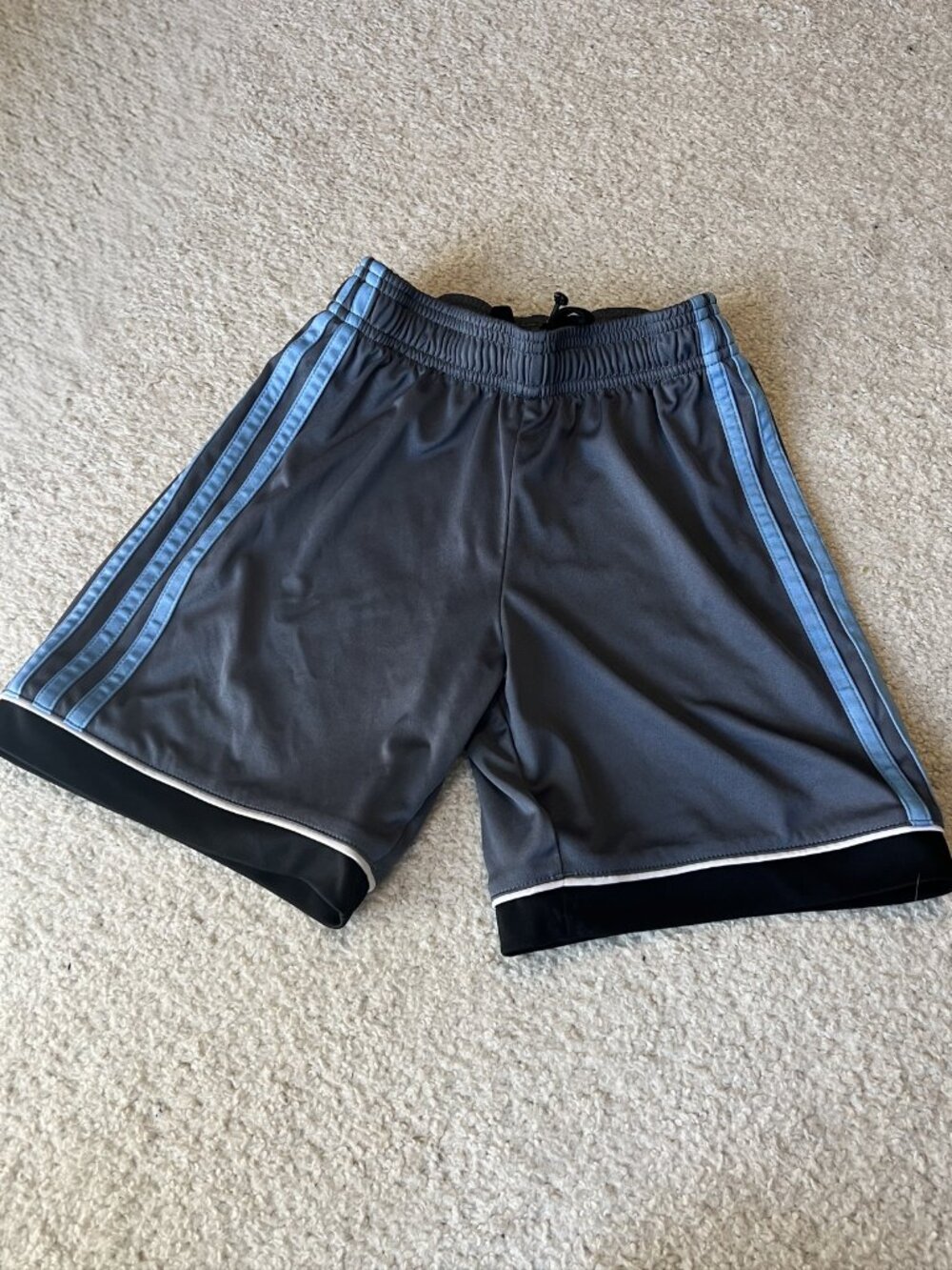 Adidas Aeroready Kids Athletic Drawstring Elastic Waist Soccer Shorts Size S